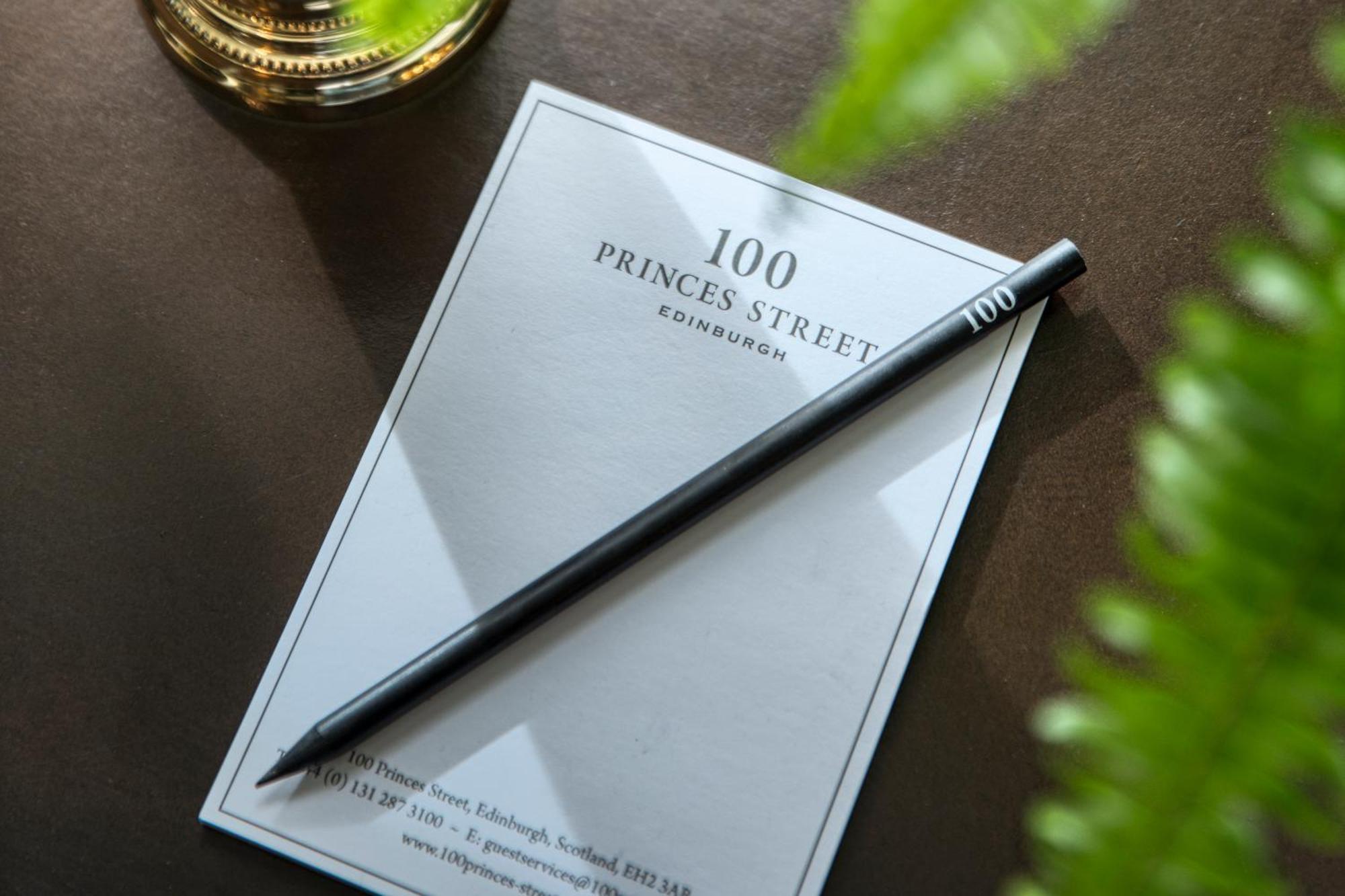 100 Princes Street Единбург Екстериор снимка